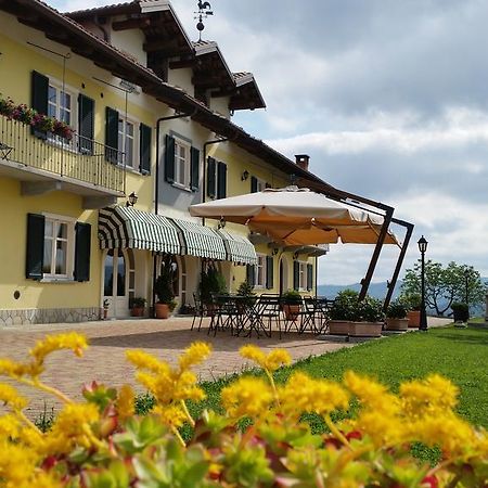 Agriturismo Cascina Rabalot Diano dʼAlba Eksteriør billede
